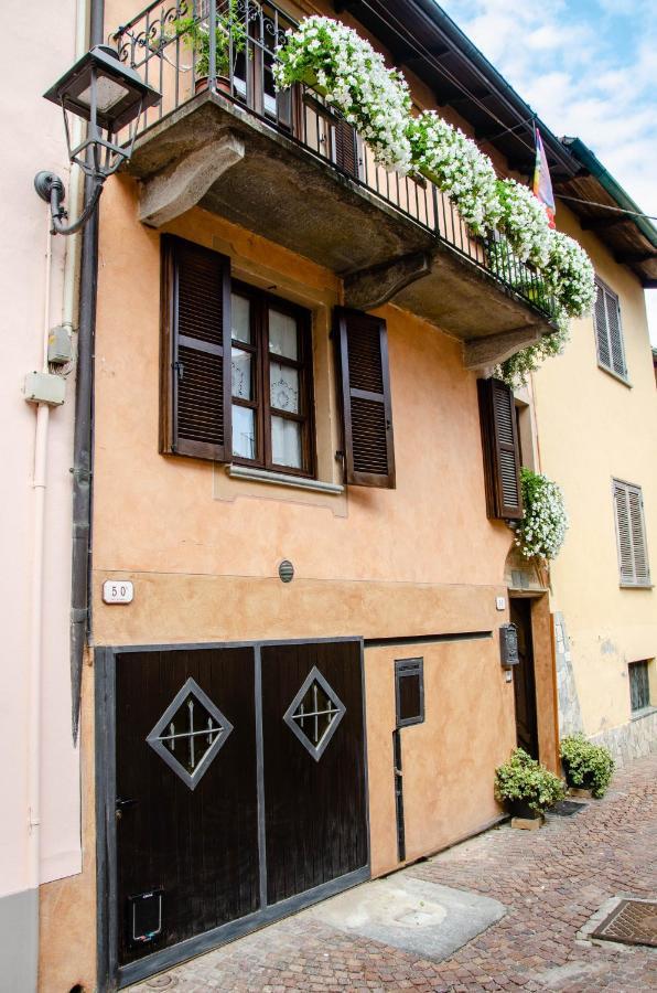 Holiday House Antica Dimora Soggiorni In Langa Centro Storico ลามอร์รา ภายนอก รูปภาพ