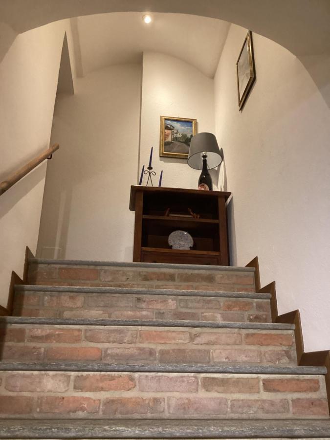 Holiday House Antica Dimora Soggiorni In Langa Centro Storico ลามอร์รา ภายนอก รูปภาพ