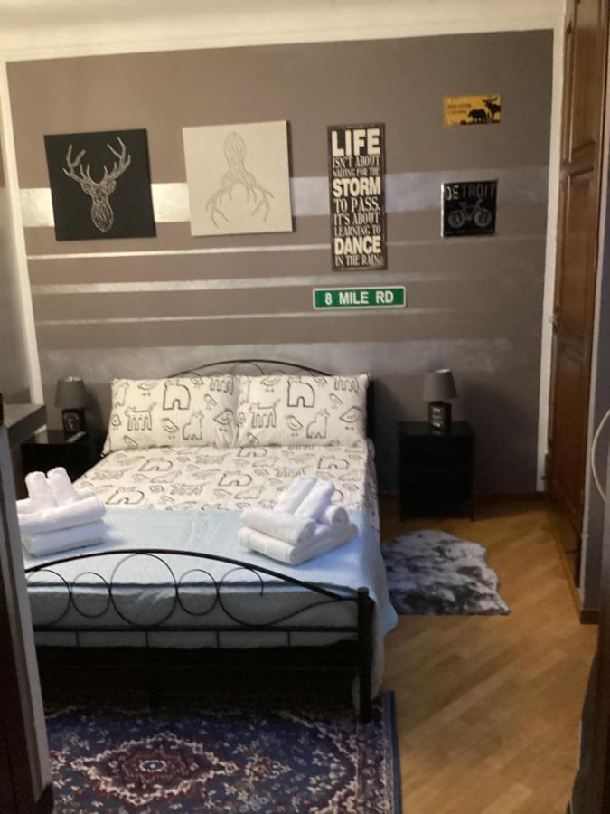 Holiday House Antica Dimora Soggiorni In Langa Centro Storico ลามอร์รา ภายนอก รูปภาพ