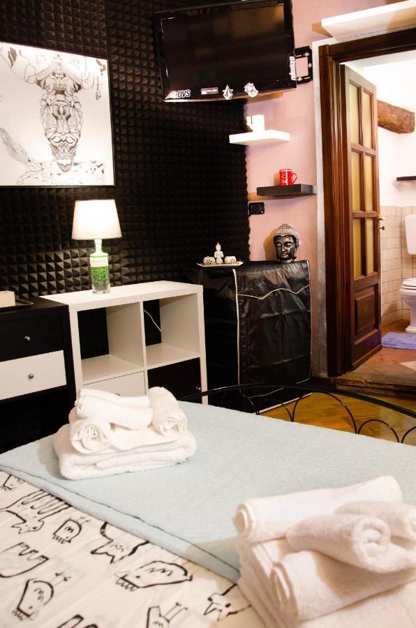 Holiday House Antica Dimora Soggiorni In Langa Centro Storico ลามอร์รา ภายนอก รูปภาพ