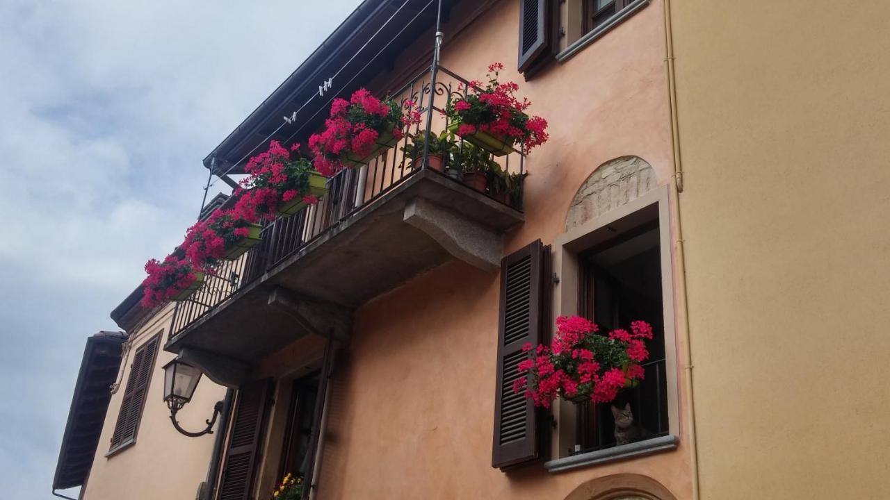 Holiday House Antica Dimora Soggiorni In Langa Centro Storico ลามอร์รา ภายนอก รูปภาพ